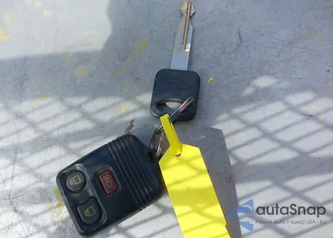 2006 Ford F-350 Lariat/Xl/Xlt z USA, uszkodzony, nr VIN 1FTSW31P46EC97600